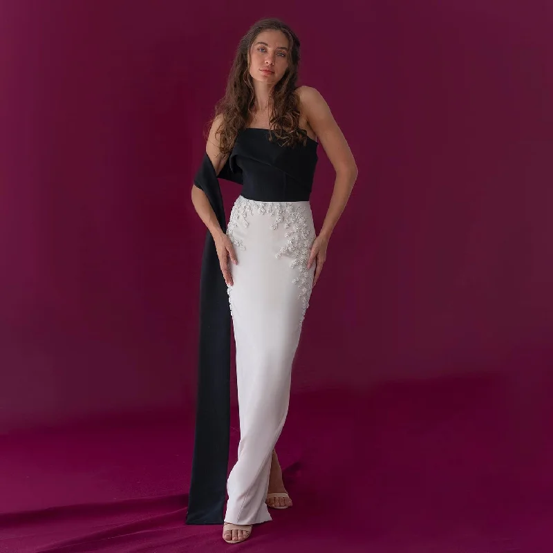 Elegant Black and White Strapless Evening Dress with Cape SS419