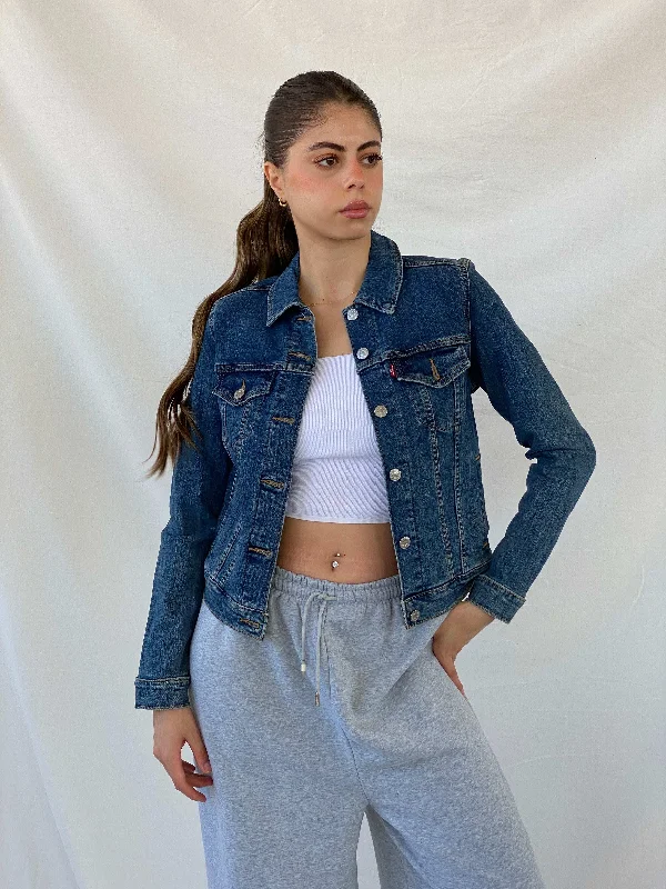 Levi’s Women’s Fitted Denim Jacket - S Front Pockets Side Pockets Patch Pockets