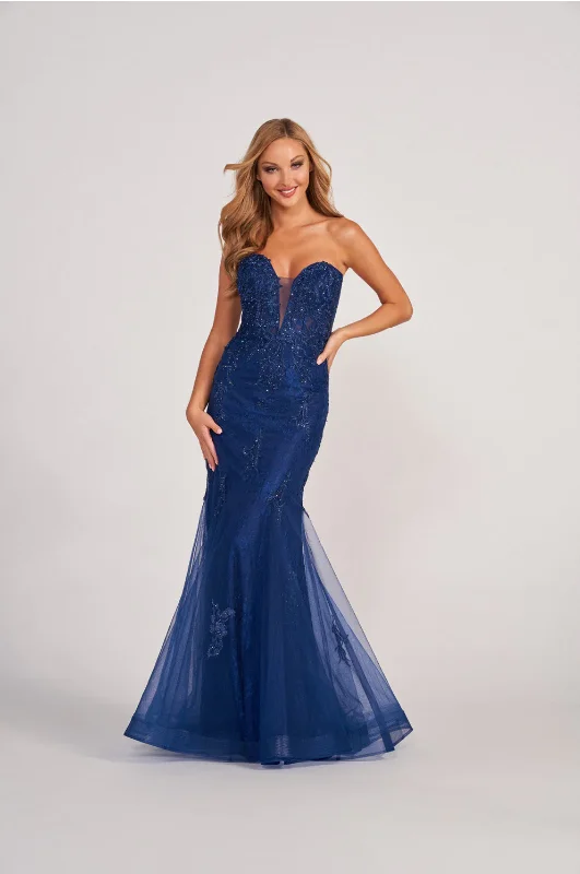 Colette 2067 Navy Sweetheart Sheer Illusion Lace Fit-n-Flare Dress - Size 4